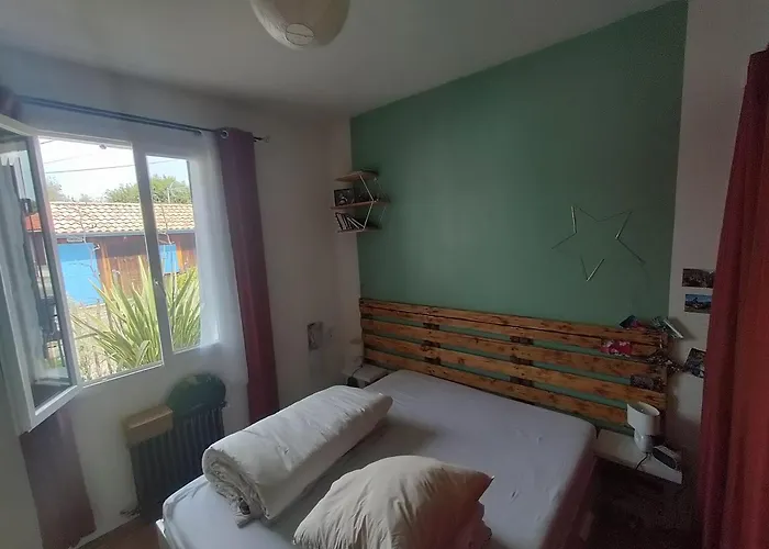 Maison Bassin D'arcachon Jardin Et Dependance, 4ch * Бигано